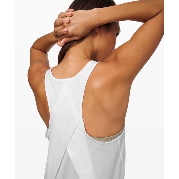 Lululemon Essential Tank Pleated in Jersey White Sz 6 / 8 - Picture 5 of 8